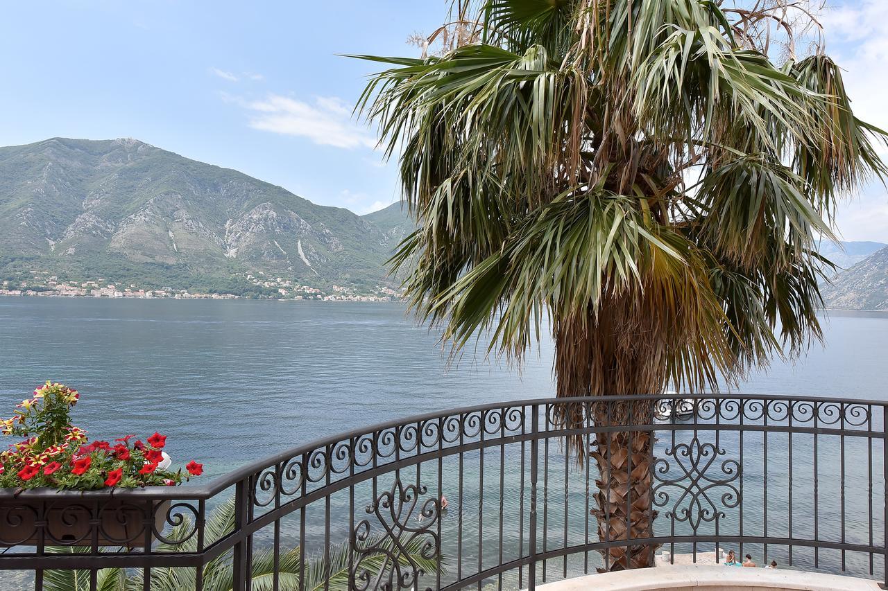 Maniva Penthouse By The Sea Apartamento Kotor Exterior foto